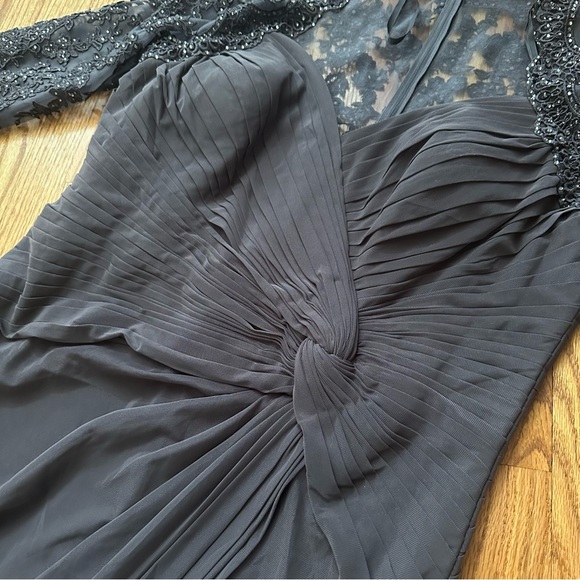 La Femme Ruched Twist Column Gown size 14 - Picture 6 of 9